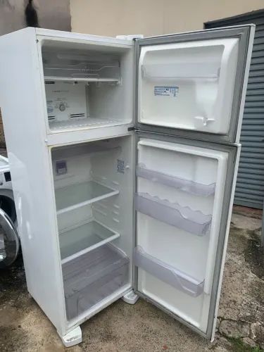 Vendo geladeira Electrolux