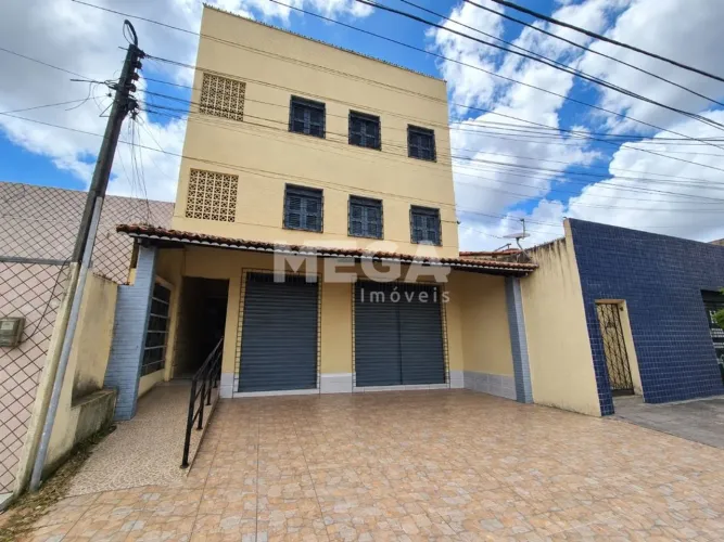 Apartamento com 2 quartos no bairro Benfica em Fortaleza, CE
