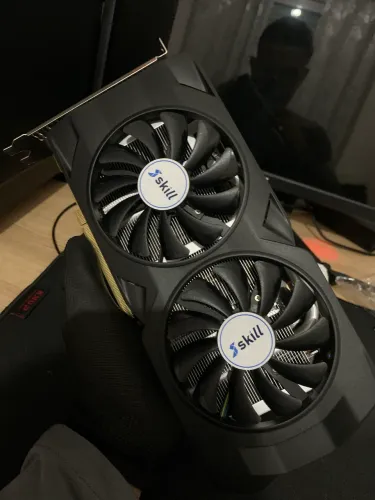 RX 580 2048SP Funcionando Perfeitamente Manutenção Feita Para Venda