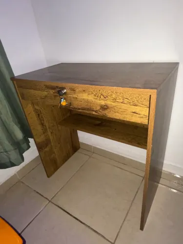 Escrivaninha para quarto