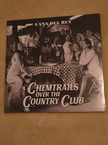 Lana Del Rey - Chemtrails Over The Country Club Vinil