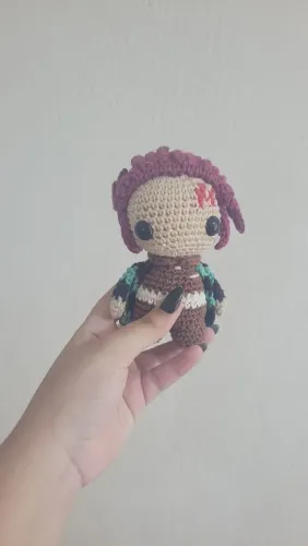 Boneco Amigurumi Tanjiro Kamado (Demon Slayer) - Feito à Mão / Crochet