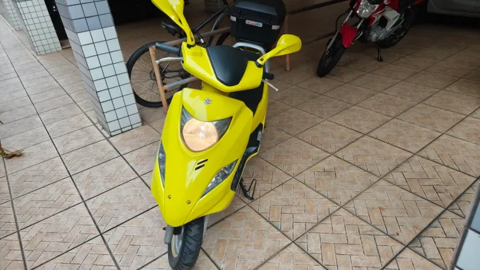 Burgman 125 injetada