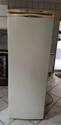 Vende-se, freezer frost free 270 Brastemp