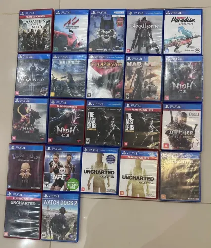 Jogos de PS4 - 1 por R$ 50 ou todos por R$ 1300