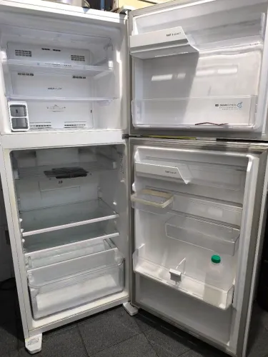 Geladeira Electrolux 431L