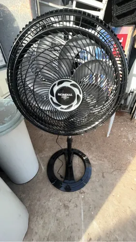 Ventilador com pe mondial
