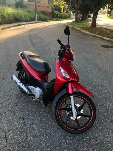 Honda Biz 125+ ano 2010.