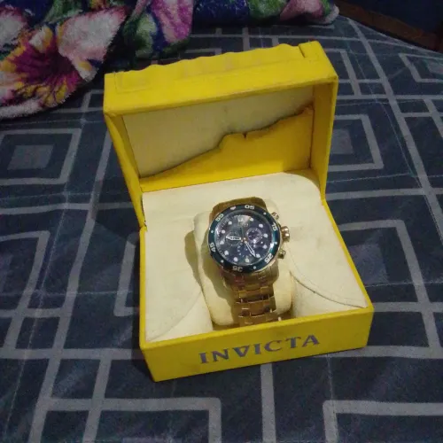 Relógio invcta banhado a ouro 18k