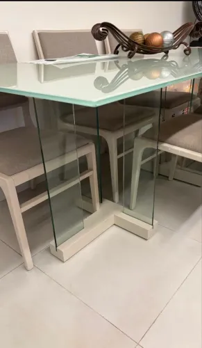 Mesa com 6 cadeiras estado de nova