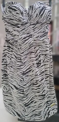 Vestido FORMATO Z tomara-que-caia com bojo animal print cinza com preto M