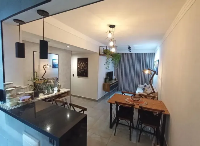 * ? Apartamento 3/4 com Suíte na Paralela | Andar Alto | Condomínio Clube