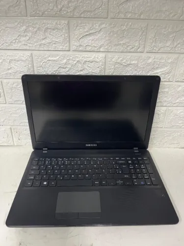 Notebook Samsung i3 6G, 8 gb de memória ddr4, ssd 128gb.