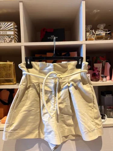 Short Salgunamu M Off White Cintura Alta com Amarração