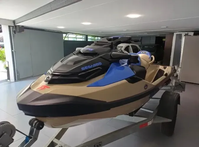 Jet Ski Sea Doo Wake 230 Pró 2026