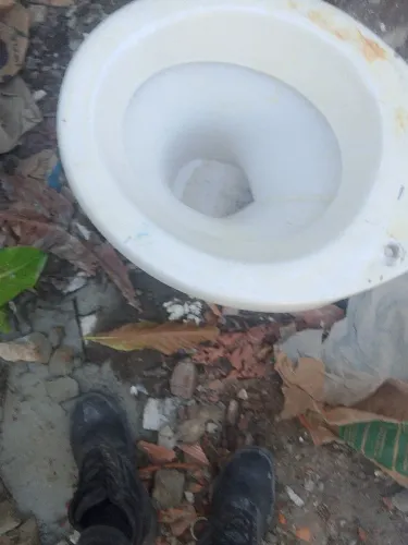 Vazo sanitário usado bom