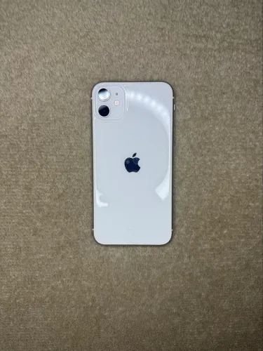 Vendo iPhone 11 em excelente estado