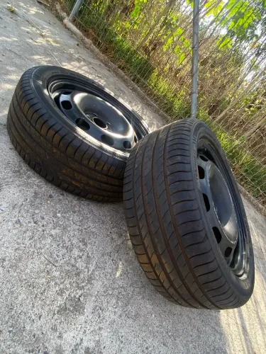 PNEUS DELINTE 195/50 R15 ? JOGO