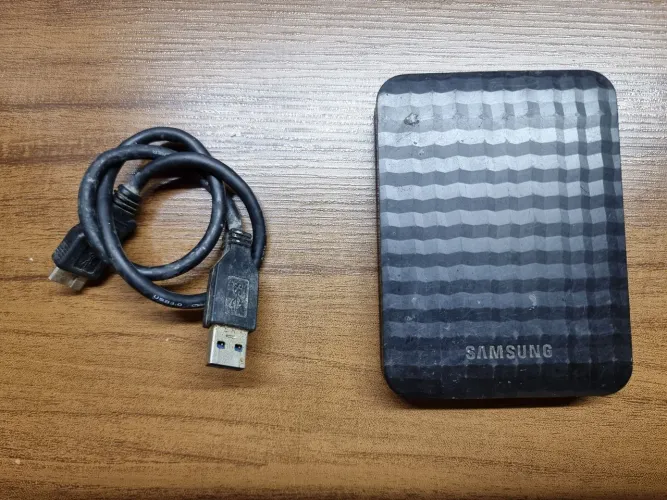HD externo 1 TB Samsung 