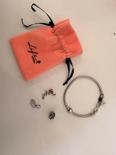 Pulseira Vivara + pingentes Prata 925