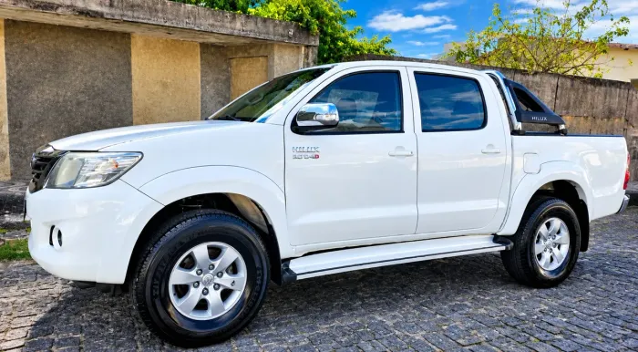 Toyota Hilux CD SRV 4X2 2.7 Flex 16V Aut. 2015