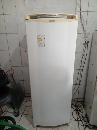 VENDO UMA GELADEIRA CONSUL FROS FREE 365L GRANDE