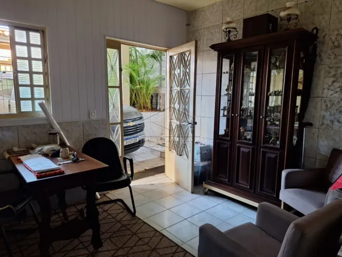 VENDE-SE IMÓVEL ÚNICO - ANTIGO SEMINÁRIO NO JARDIM REFLORENDA