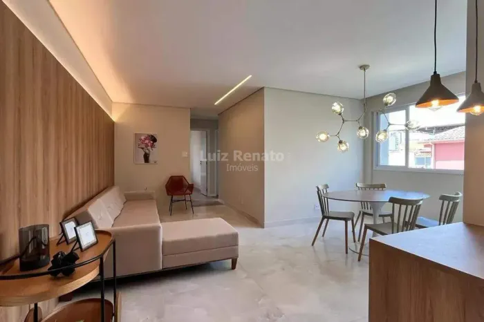 Apartamento à venda no bairro Sagrada Família