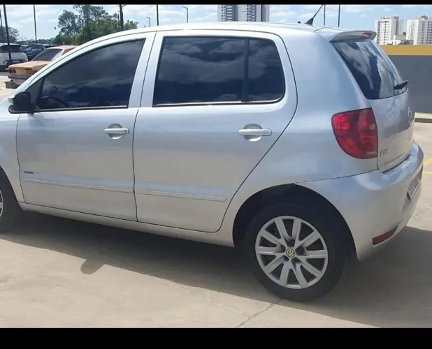 Volkswagen Fox 1.0 MI Total Flex 8V 5P 2011
