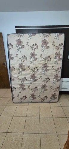 Colchão de casal Espuma D33 