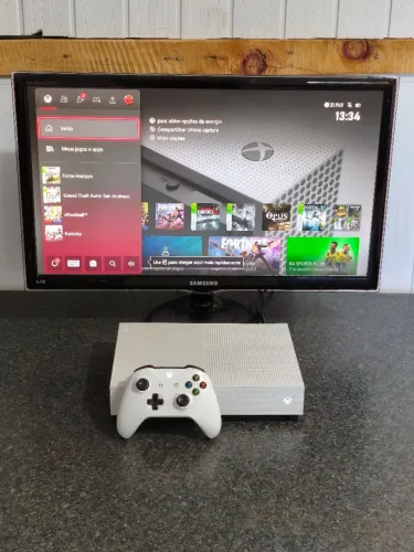 Xbox One S 1TB e TV Samsung