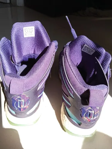  De 2500 por 500 Adidas de colecionador, oportunidade.