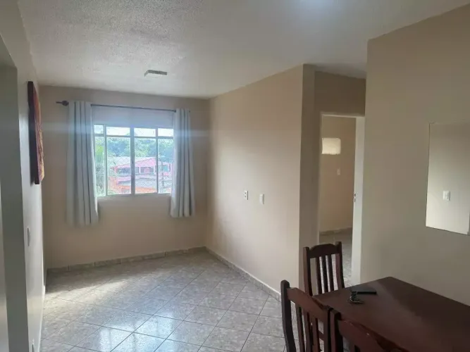 Apartamento no Condomínio Acácias 2/4 Semi-mobilado