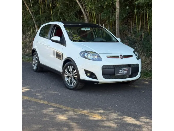 Fiat Palio Sporting 1.6 Flex 16V 5P 2015