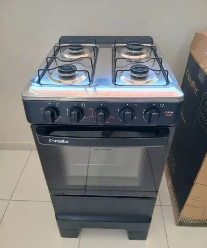Fogão manual em ótimo estado, sem marcas de uso