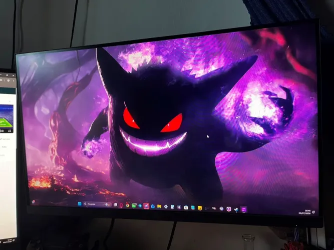 Monitor AOC