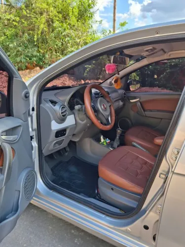 Fiat Palio Attractive 1.0 EVO Fire Flex 8V 5P 2015