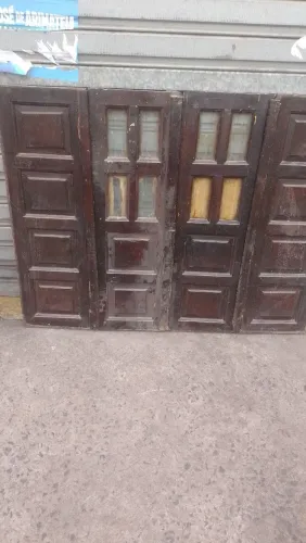 Vendo 2 janelas Massaranduba 