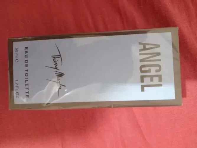 vende-se um perfume importado