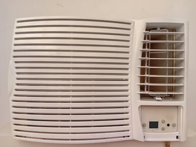 Ar condicionado de janela 7.500 BTUs 220VOLTS ENTREGO 