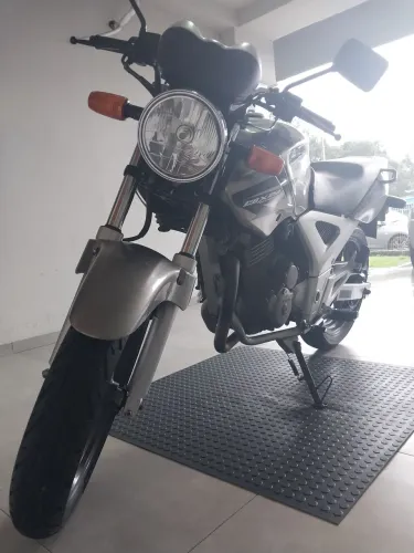TWISTER 250 2008