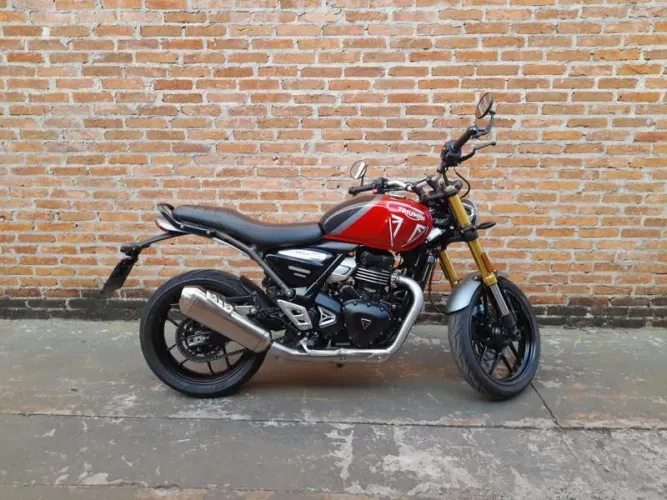 TRIUMPH SPEED 400 2025