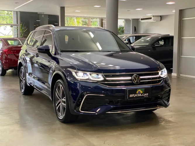 Volkswagen Tiguan Allspac R-line 300 TSI 2.0 2025