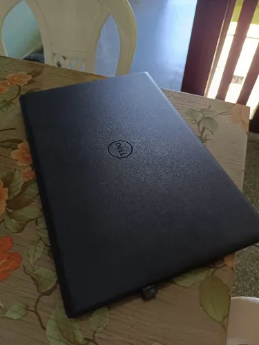 Notebook Dell 15.6"