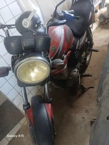 Moto basica para o dia a dia