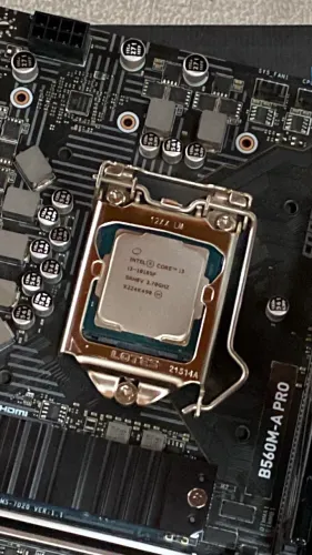 Processador Intel I3-10105F, 3.7GHz (até 4,4 GHz), Quad Core, 8 Threads, LGA 1200