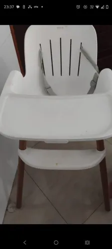 Cadeira de alimentação 