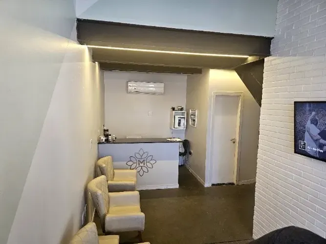 Vende-se excelente loja no centro comercial Kopenhagen no Parque 10 Manaus Am