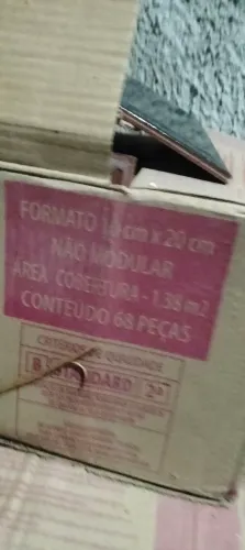 Vendo 6,90 de cerâmica preta 10x20cm
