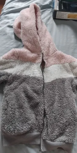 Casaco fofo e quentinho tamanho 6